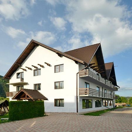 Vila Mogan Hotel Moieciu de Jos Bagian luar foto